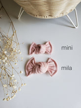 Load image into Gallery viewer, Creamy Eyelet | Mini Piggies

