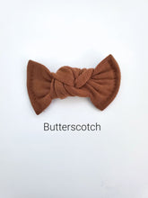 Load image into Gallery viewer, Butterscotch | Mila Bow
