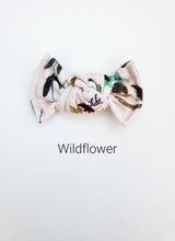 Load image into Gallery viewer, Wildflower | Mila Bow
