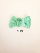 Load image into Gallery viewer, Mint | mini bow

