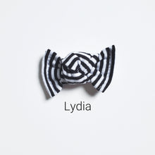 Load image into Gallery viewer, Lydia | mini bow
