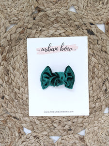 Green Velvet | Mila bow