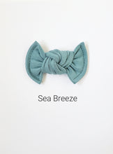 Load image into Gallery viewer, Sea Breeze | mini bow
